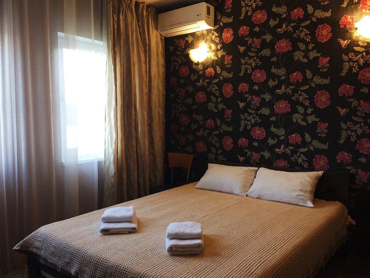 Hôtel Gosti à Odessa Extérieur photo